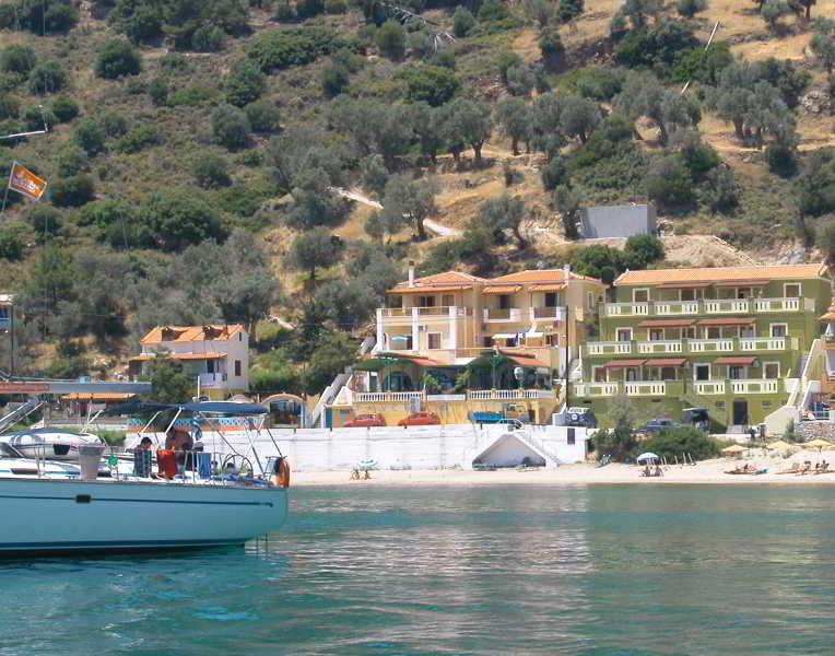 Nereides Seaside Apartments Marathókampos Esterno foto